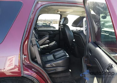 2008 GMC Yukon Denali из США, поврежденный, VIN 1GKEC63888J204511